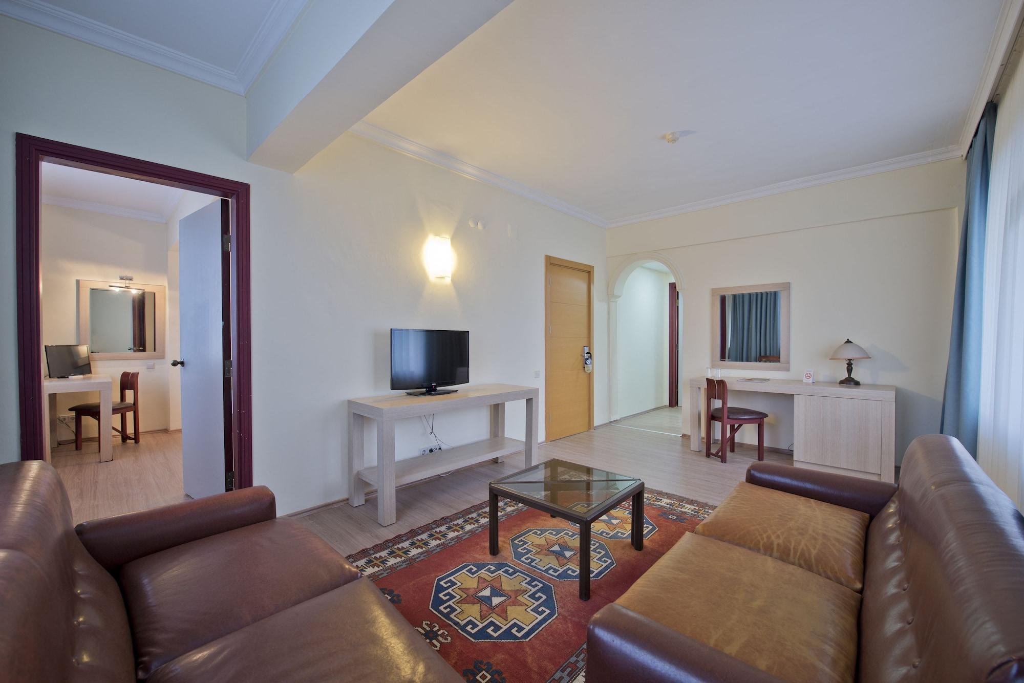 Nashira City Resort Hotel Antalya Exteriör bild