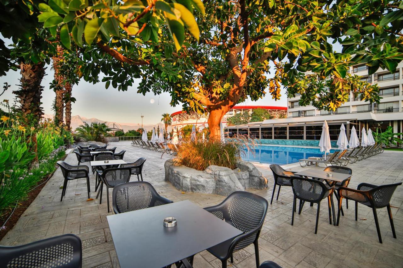 Nashira City Resort Hotel Antalya Exteriör bild