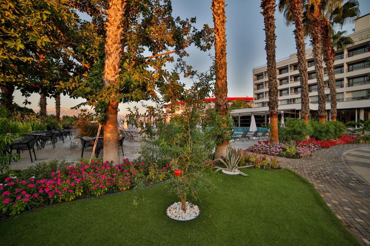 Nashira City Resort Hotel Antalya Exteriör bild