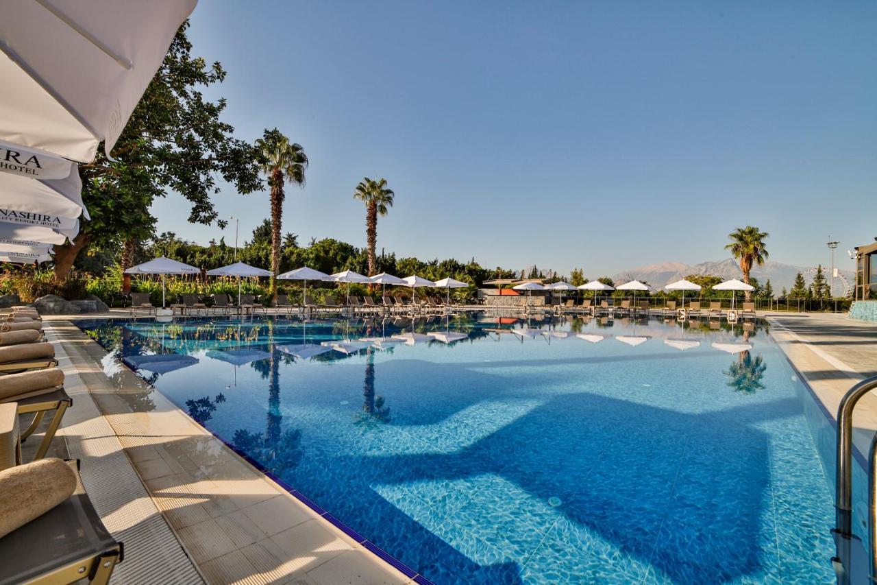 Nashira City Resort Hotel Antalya Exteriör bild
