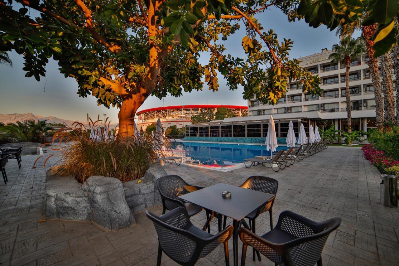 Nashira City Resort Hotel Antalya Exteriör bild